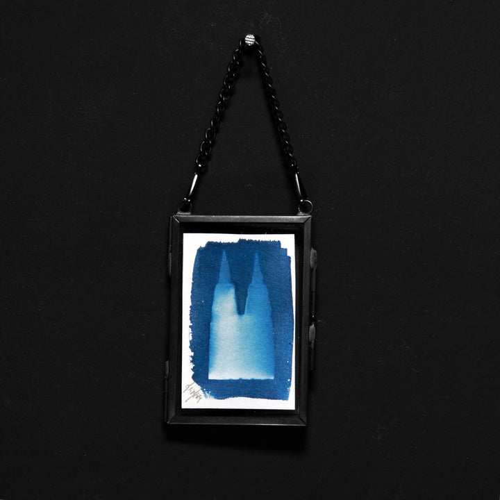 Cyanotypie | Florales Motiv im Glasrahmen | 7,5 x 5 cm - Pixel Cafe Cologne