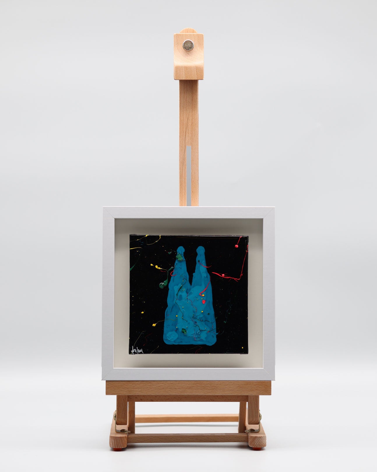 Acrylbild Kölner Dom in Blau auf schwarzem Hintergrund von Pixel Cafe Cologne auf Staffelei