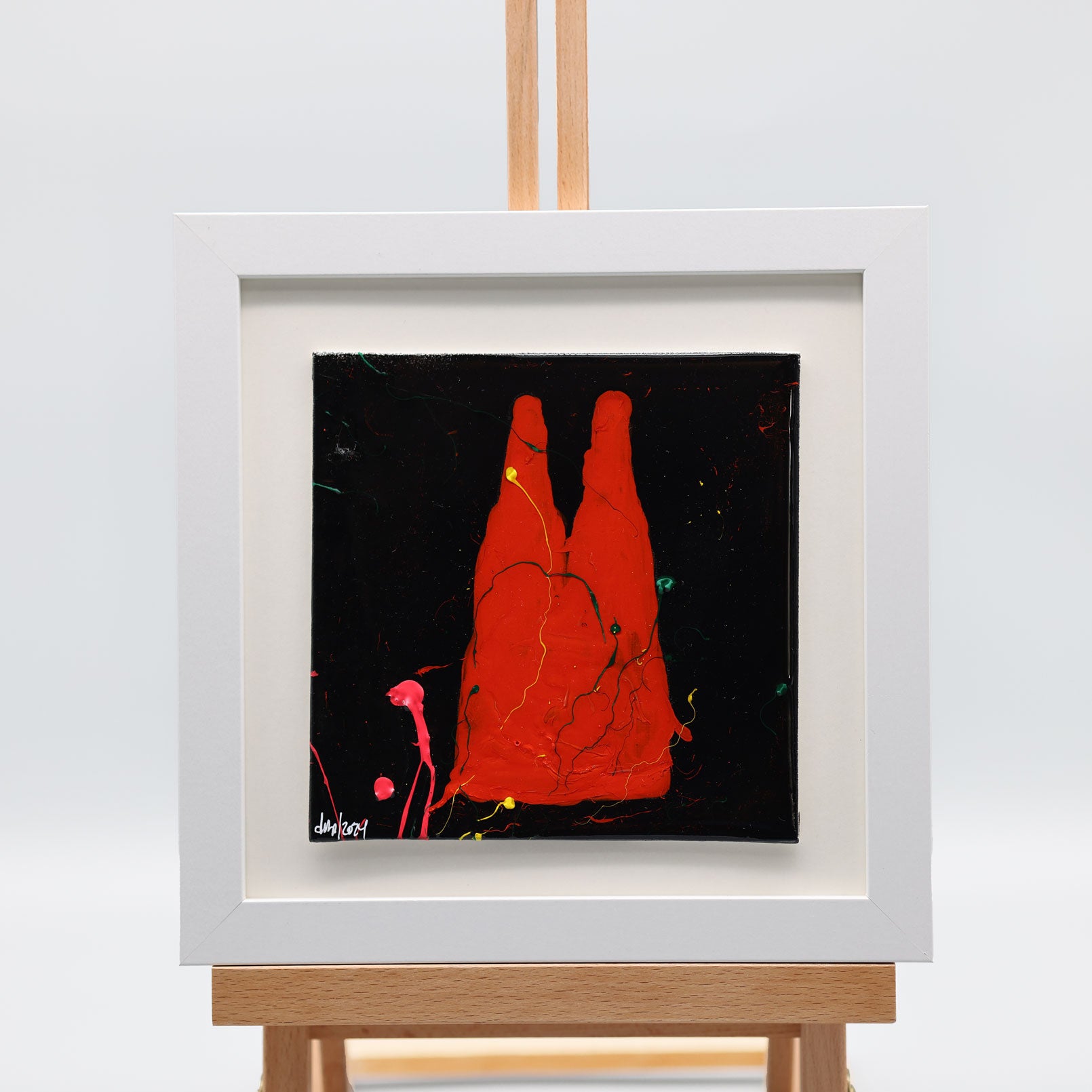 Acrylbild Kölner Dom in leuchtendem Rot auf schwarzem Hintergrund von Pixel Cafe Cologne