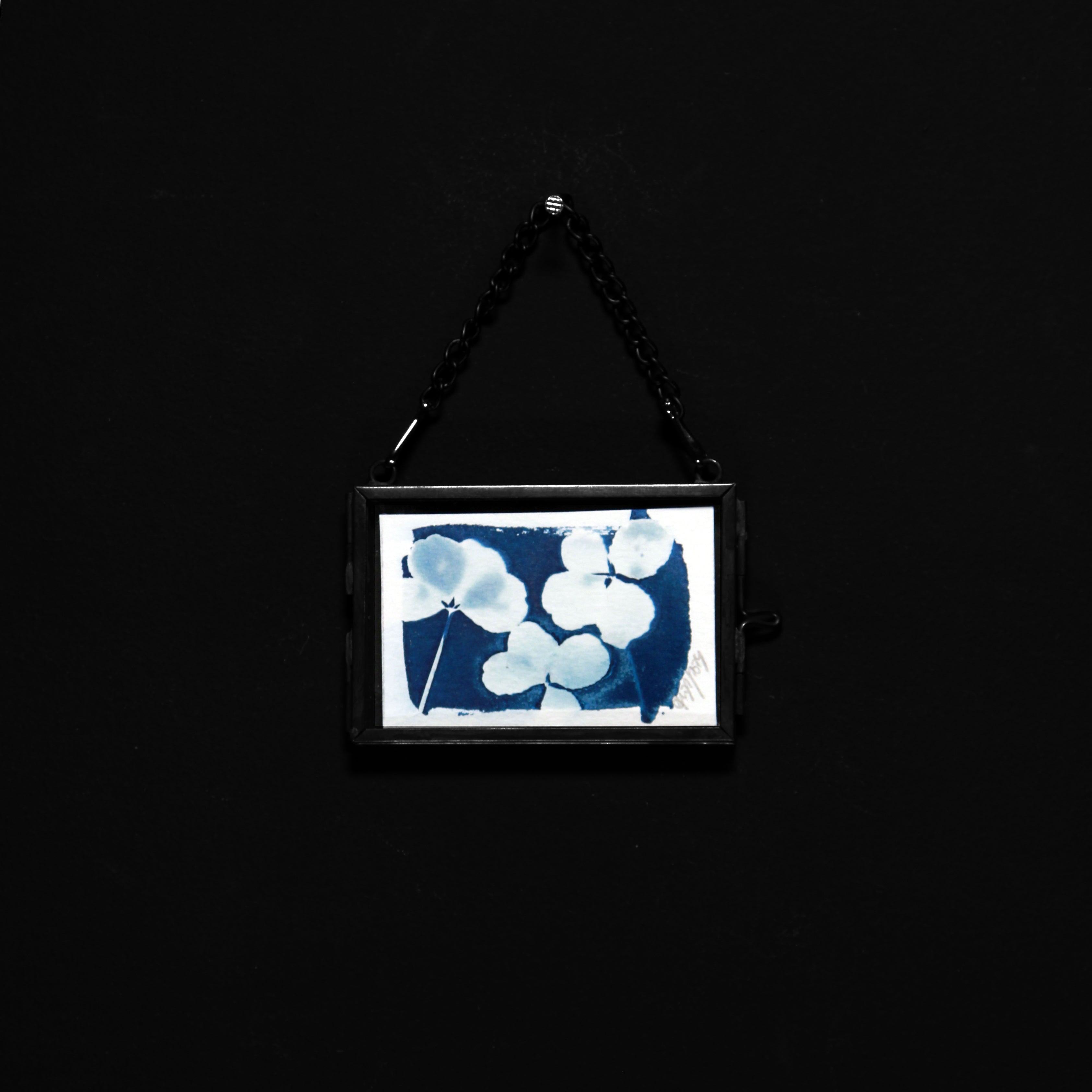 Cyanotype | Floral motif in glass frame | 5.0 x 7.5cm